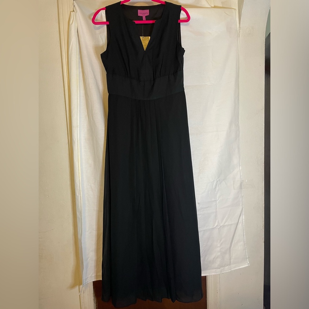 Anthony Original Size 6 Maxi Black Dress